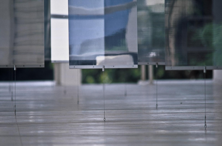 em-volta, 2002