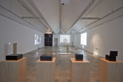 02-04-Souvenir-Brasilia-2012-Ser-Paisagem-Funarte-Brasilia-3